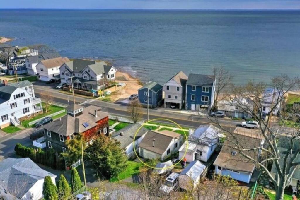 Beachy Bay Breeze Bungalow 2Br With Parking And Close To Many Amenities. West Haven Luaran gambar